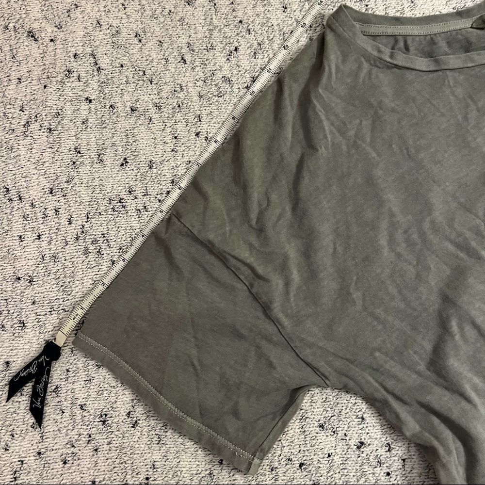Lucky Brand Tee - Picture 16 of 16